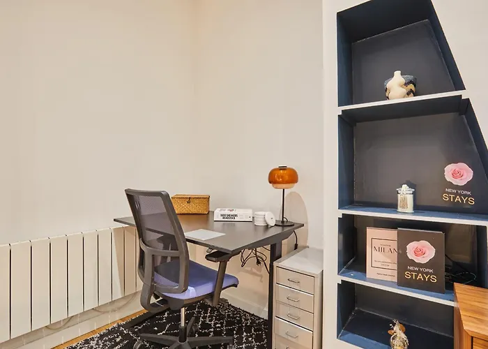 Charming & Modern Center Of