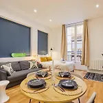 Charming & Modern Center Of